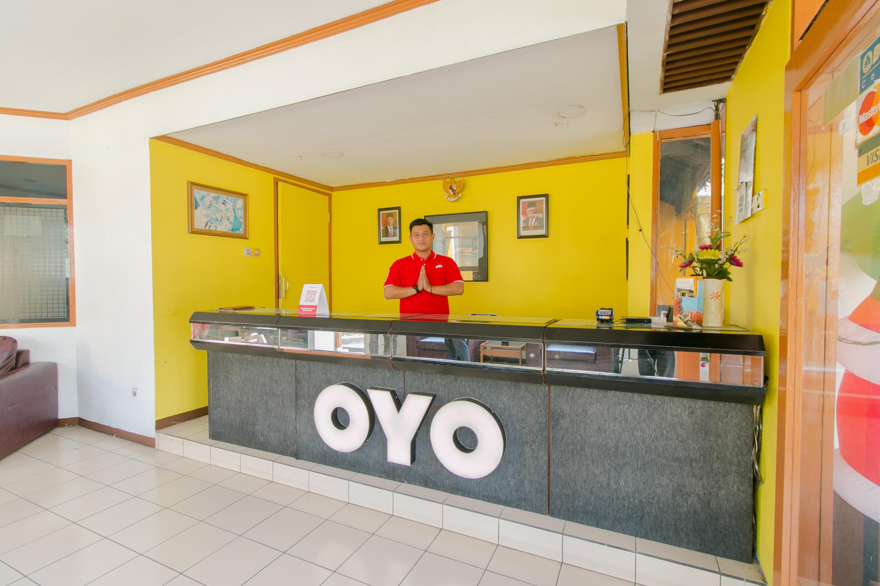Oyo 1996 Koneng Hotel Cibodas Esterno foto
