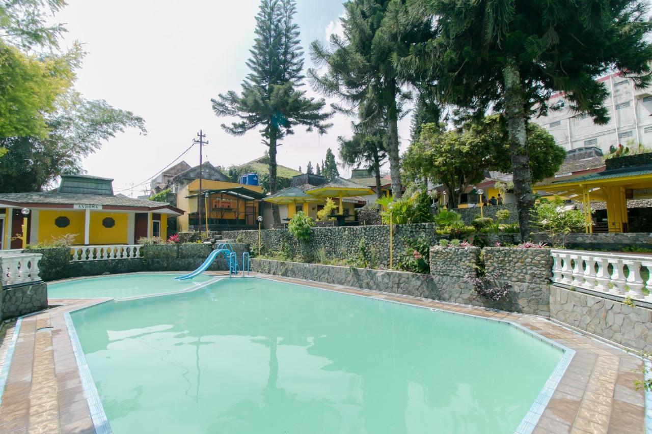 Oyo 1996 Koneng Hotel Cibodas Esterno foto